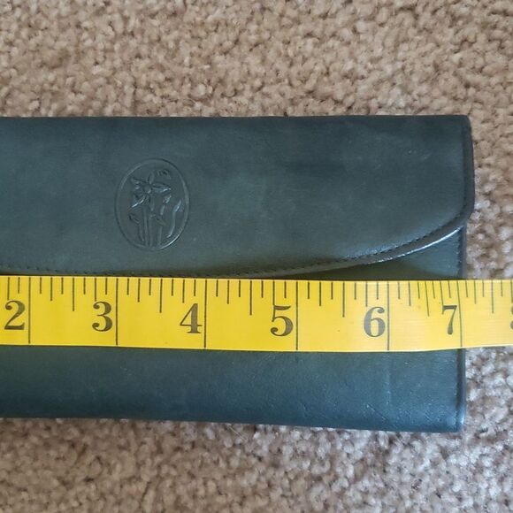 VNTG Top Grain Cowhide Forest Green Wallet - Picture 9 of 11
